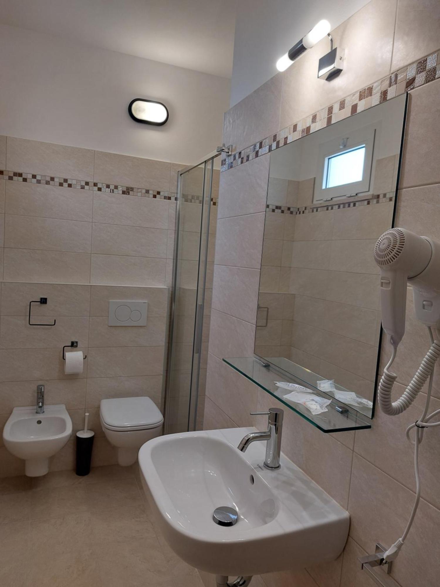 Hotel Villa Aurora Bellaria-Igea Marina Esterno foto