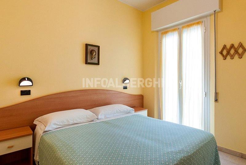 Hotel Villa Aurora Bellaria-Igea Marina Esterno foto